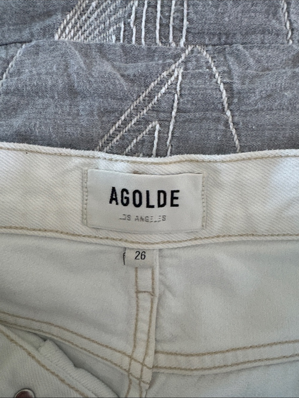 Agolde White High-Rise Cutoff Denim Shorts - Picture 3 of 5